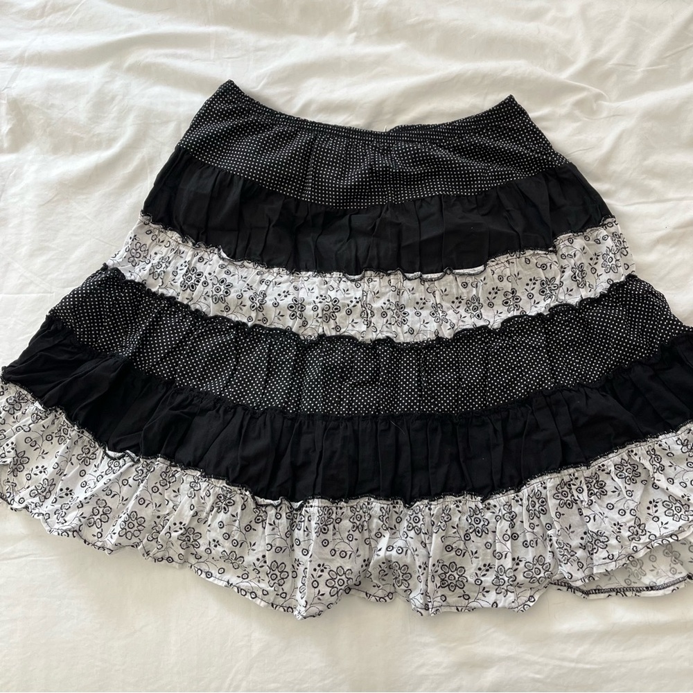 Black and White Floral Women's Skirt